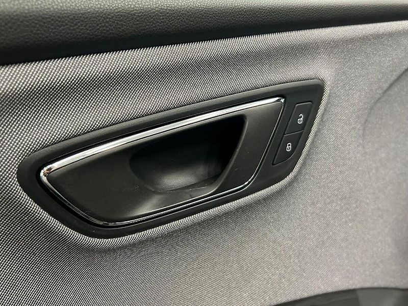 Seat Leon (2020) 1.5 TGI MAN 2020 | Záruka - fotka 13 z 50