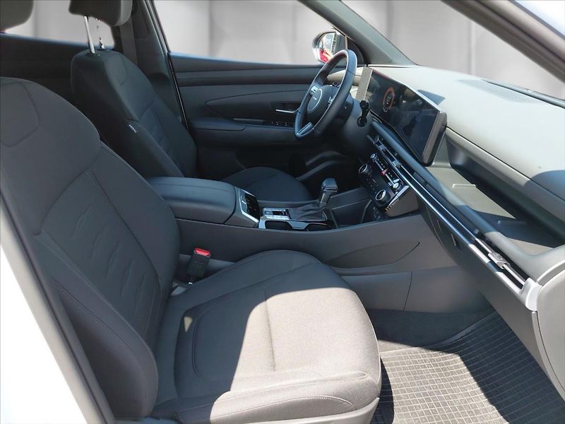 Hyundai Tucson 1,6 T-GDi 110 kW DCT GO! - fotka 22 z 24
