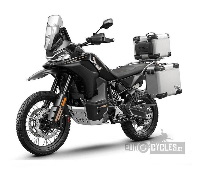 CFMOTO 800 MT (2026) X Akce - fotka 4 z 14