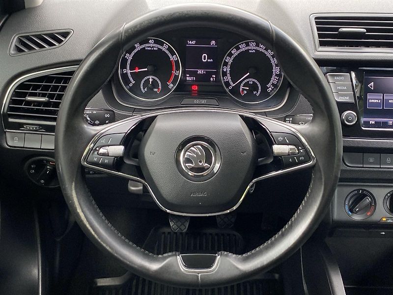 Škoda Fabia (2022) Combi 1.0 TSI Ambition Plus - fotka 6 z 30
