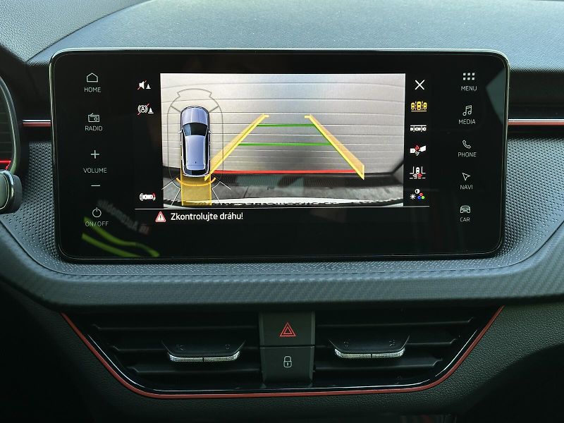 Škoda Kamiq 1.5TSi DSG Monte Carlo 150PS M - fotka 36 z 46