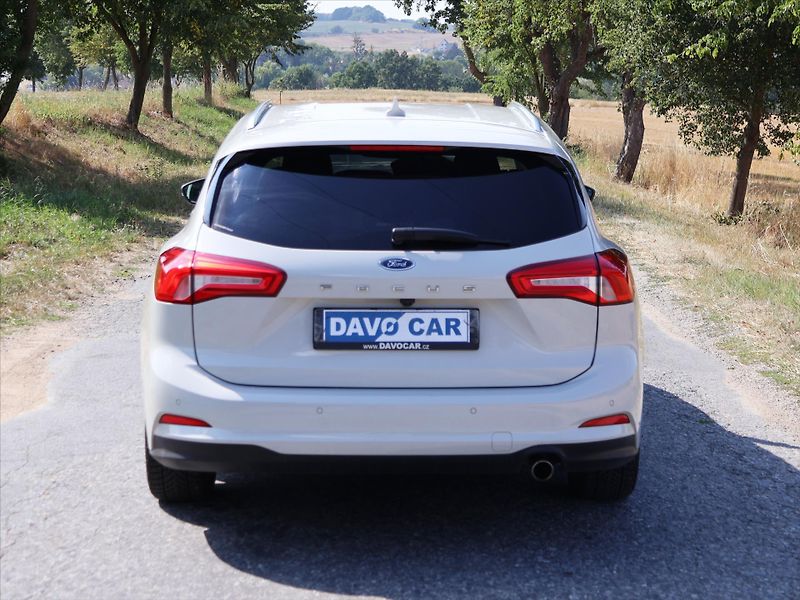 Ford Focus 1,5 Titanium X CZ 1.Maj. DPH - fotka 5 z 28