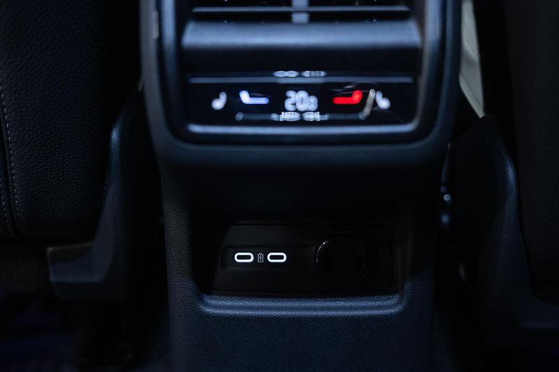 Škoda Kodiaq (2026) SPORTLINE NEZÁVISLÉ 142KW 4X4 - fotka 45 z 47