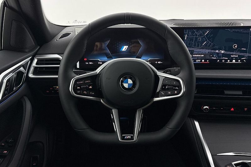 BMW i4 xDrive40 - fotka 10 z 14