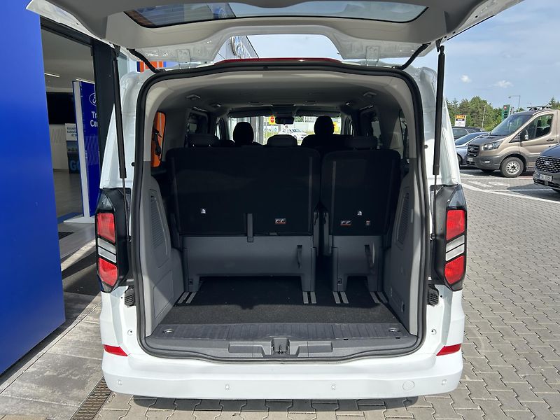 Ford Tourneo Custom Titanium L1 2.0 EcoBlue 110 kW - fotka 7 z 29