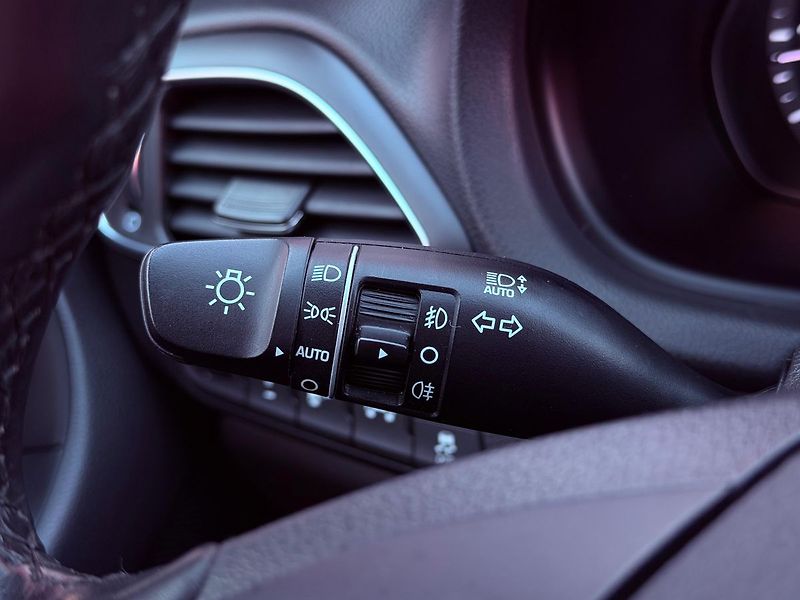Hyundai i30 1.4 T-GDi All Inclusive, ČR - fotka 26 z 29