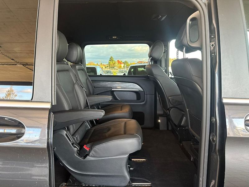 Mercedes-Benz EQV 300 L - fotka 17 z 20
