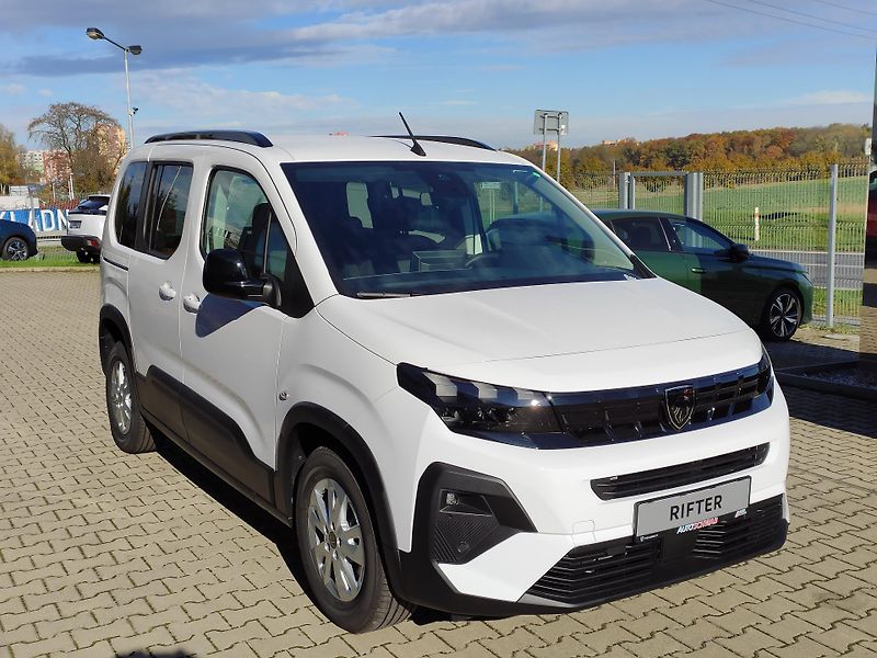 Peugeot Rifter (2025) ALLURE 1.5 HDI AUT 130k - fotka 8 z 23