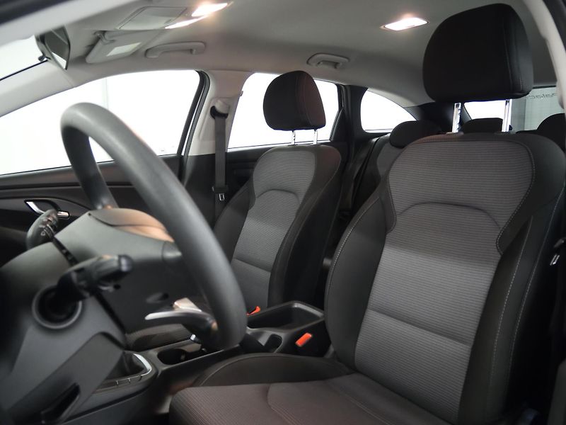 Hyundai i30 - fotka 12 z 26