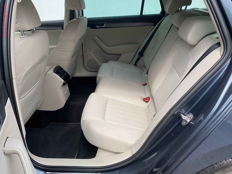Škoda Superb (2021) 2.0 TSi, ČR, Style, DSG - fotka 10 z 19