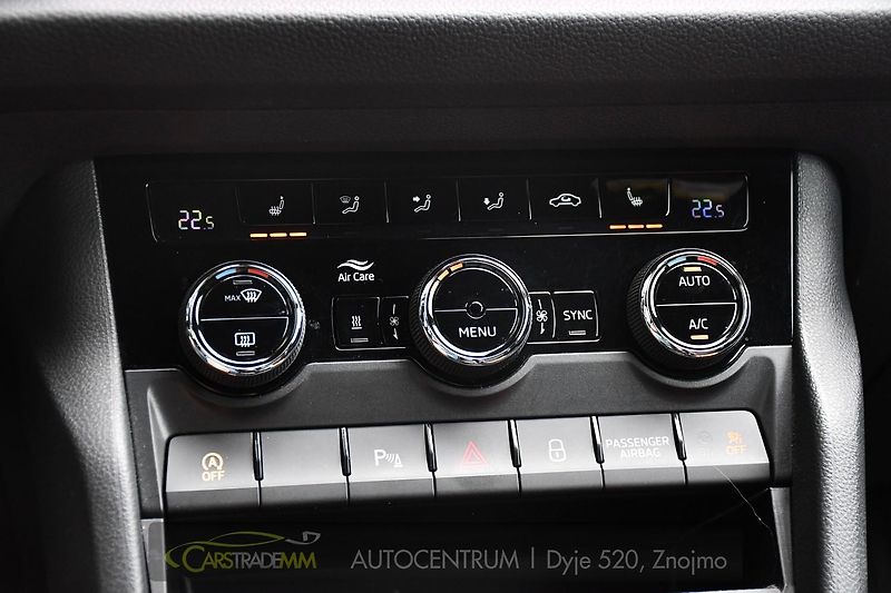 Škoda Kodiaq 2,0TDi SPORTLINE 140KW WEBASTO - fotka 33 z 56