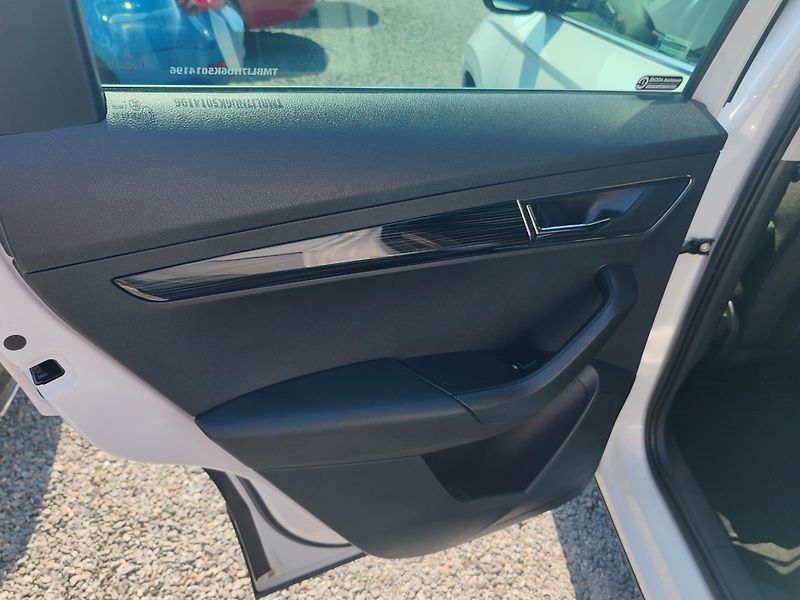 Škoda Karoq 2.0 110 KW - fotka 14 z 29
