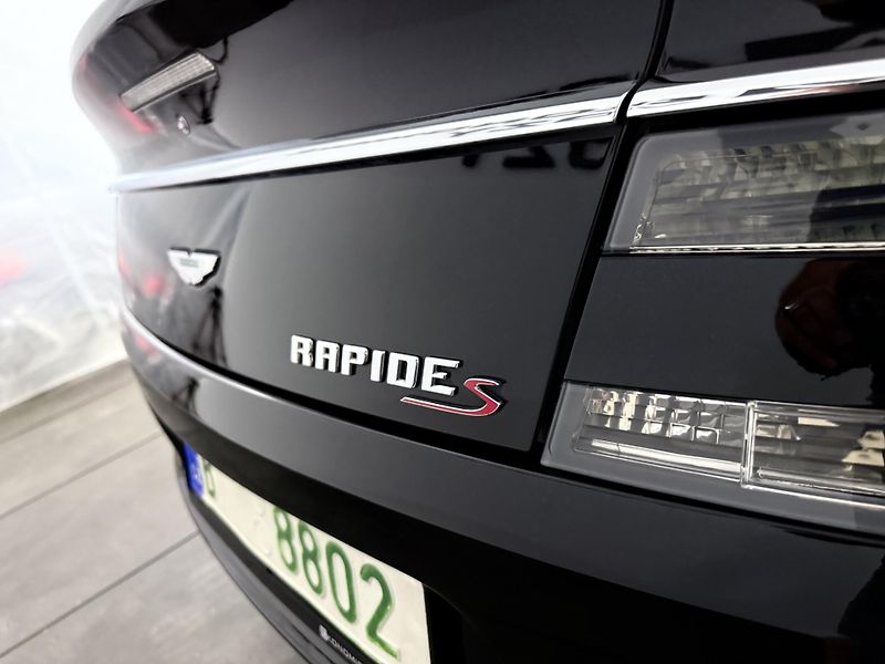 Aston Martin Rapide (2016) S 6.0 560PS,AT-8ST,SERVIS - fotka 11 z 72