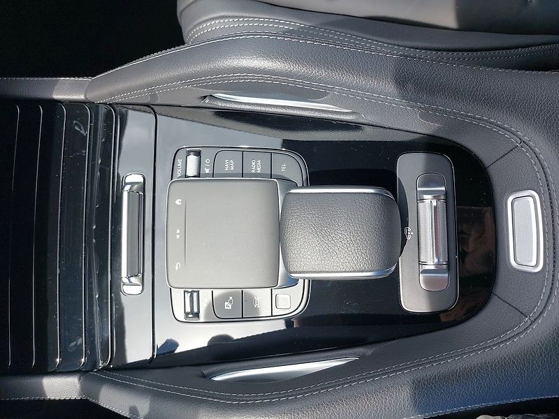 Mercedes-Benz GLE 450d 4Matic AMG - fotka 20 z 26