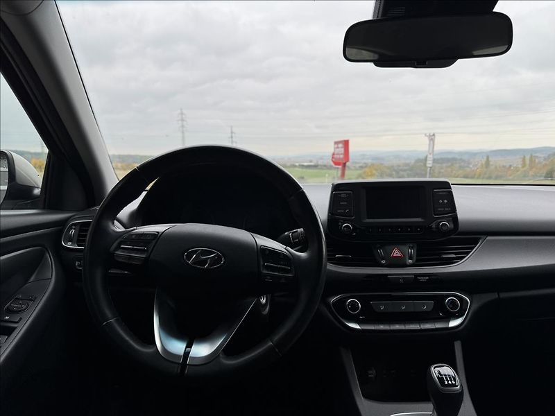 Hyundai i30 1,0 T-GDI Comfort - fotka 5 z 15