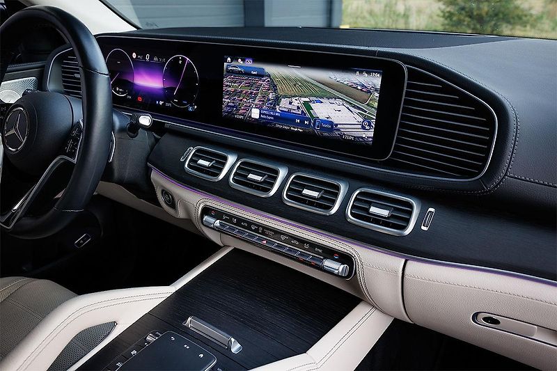 Mercedes-Benz GLE (2025) GLE 450d Coupe 4Matic AMG Line - fotka 46 z 49