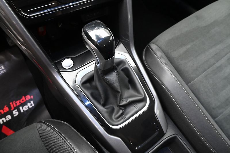 Volkswagen T-Roc 2,0 TDI 110kW DSG STYLE Záruka - fotka 22 z 31