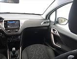 Peugeot 2008 (2014) 1.2 PureTech, Tempomat - náhled 8
