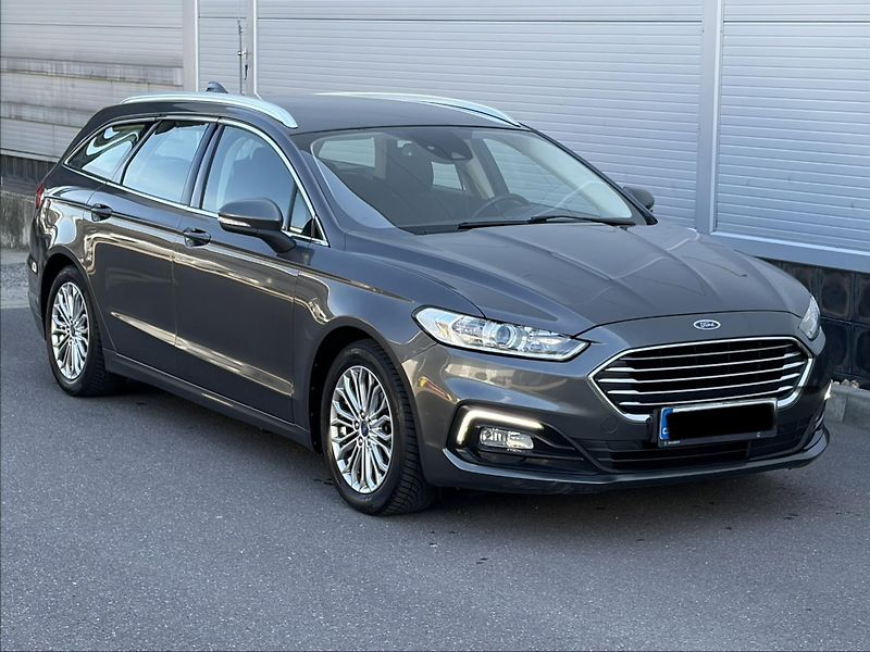 Ford Mondeo (2021) 2.0 TITAN,PO VELKÉM SERVISE - fotka 2 z 21