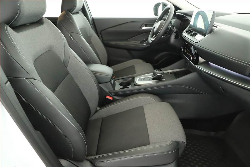 Nissan Qashqai (2025) 1.3 DIG-T MHEV, N-CONNECTA - fotka 7 z 20