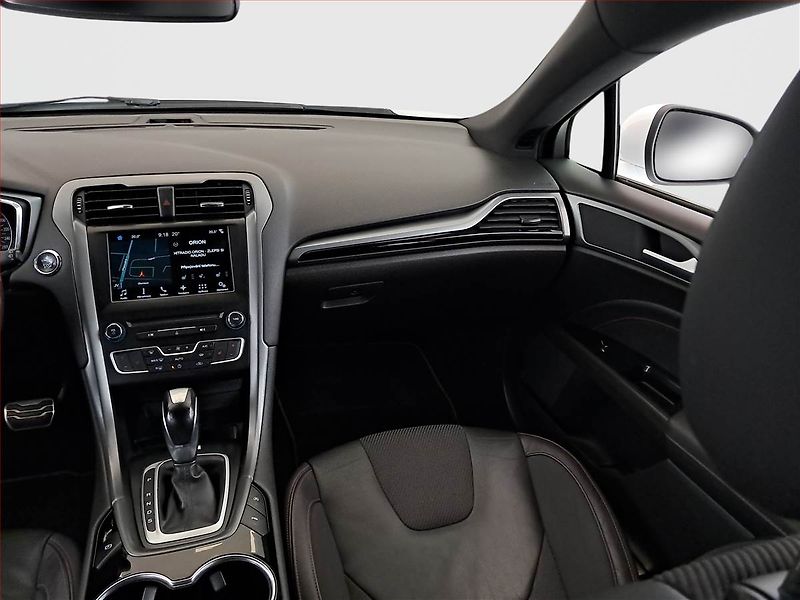 Ford Mondeo (2018) ST-Line 2.0 TDCI, 4X4 - fotka 8 z 25