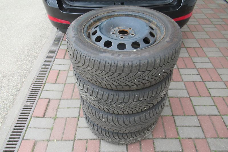 Škoda Octavia 2.0 TDi AUT. KLIMA SADA KOL - fotka 19 z 21