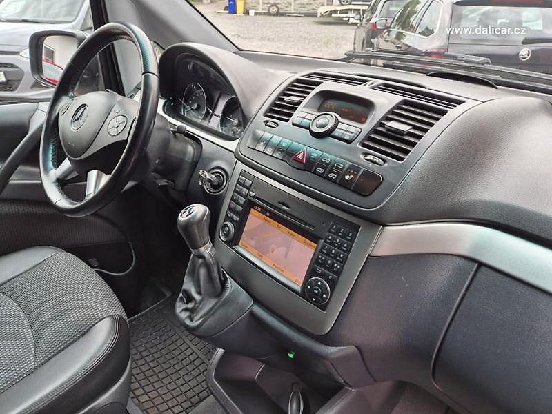 Mercedes-Benz Viano (2012) 2.2CDi 120KW TREND EDITION - fotka 31 z 48