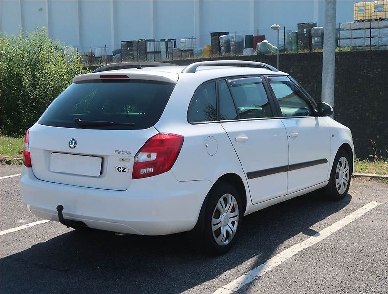 Škoda Fabia (2012) 1.6 TDI, po STK, Tažné - fotka 5 z 14