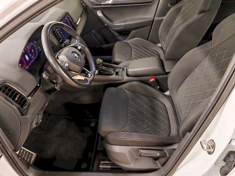 Škoda Karoq (2024) 2.0 TDI 110 kW DSG 4x4 Sportli - fotka 22 z 32