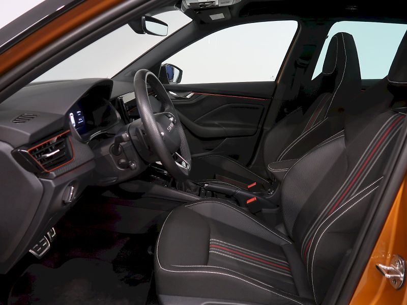 Škoda Kamiq (2025) MONTE CARLO 1.5TSI 110KW DSG P - fotka 13 z 40
