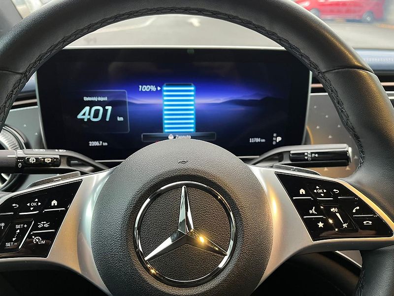 Mercedes-Benz EQE 350 4MATIC SUV demo - fotka 7 z 13