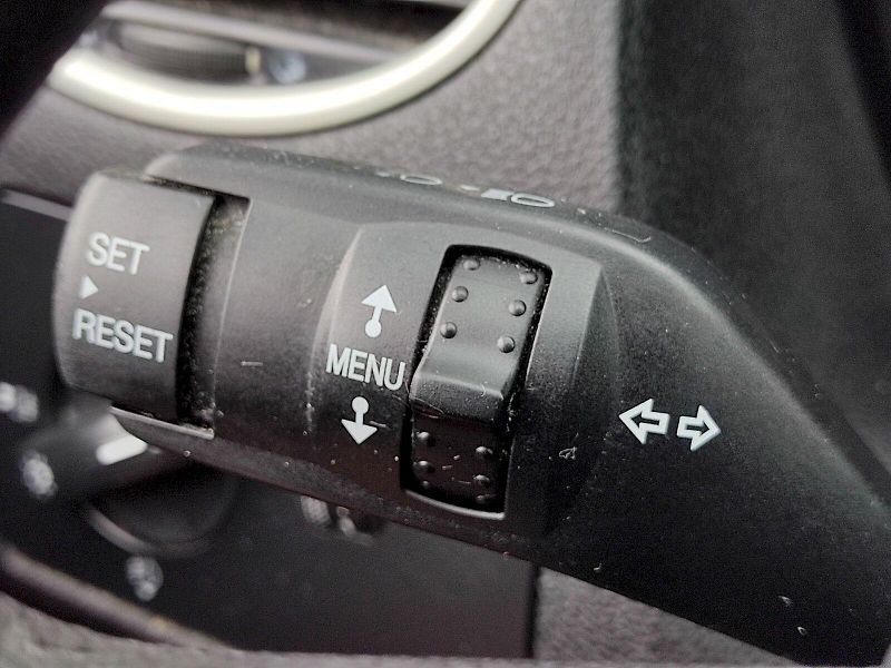 Ford Focus (2006) 1,6 i 74 Kw Automat - fotka 23 z 31
