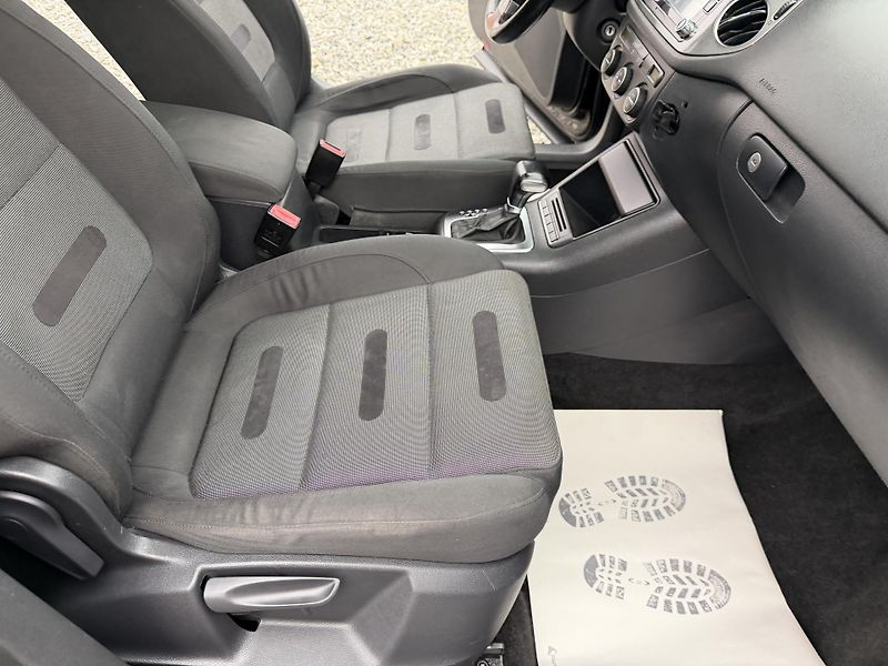 Volkswagen Tiguan 140PS 4x4 DSG PANORAMA - fotka 126 z 158