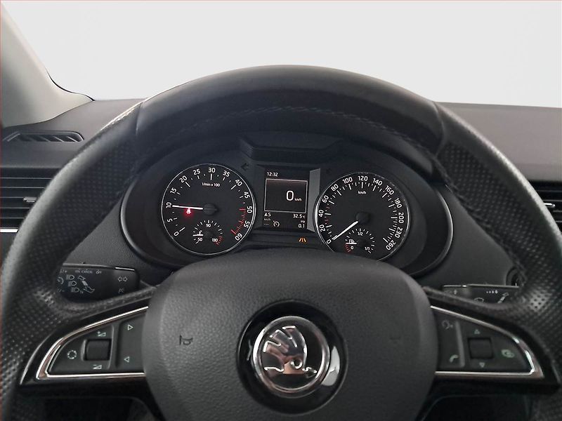 Škoda Octavia (2015) Elegance 2.0 TDI, Serv.kniha - fotka 16 z 17