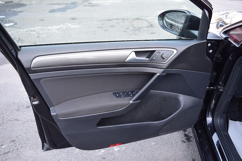 Volkswagen Golf Variant (2018) 1.4TSI 92kw COMFORTLIN PAN TAŽ - fotka 20 z 48
