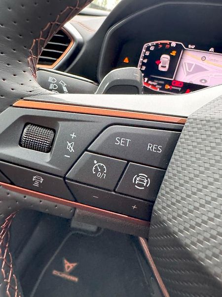 Cupra Formentor (2024) 1,5 TSI 150k DSG  - fotka 20 z 35