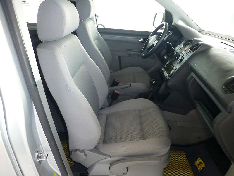 Volkswagen Caddy (2007) 1,4I**KLIMATIZACE**5 MÍST - fotka 16 z 22