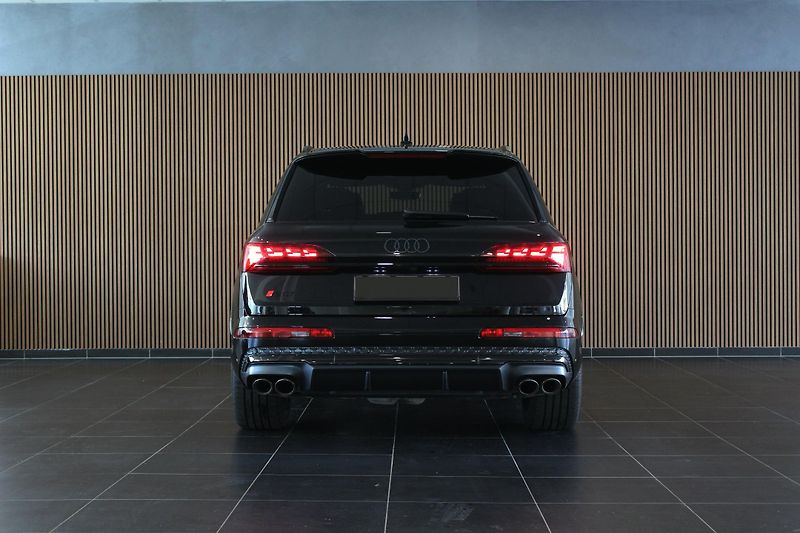 Audi SQ7 Ceramic Exclusive B&O FullSpec - fotka 4 z 33