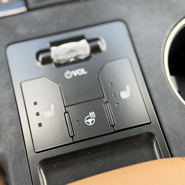 Lexus IS 350 (2026) AWD F SPORT 311 HP V6 2026 - fotka 11 z 15
