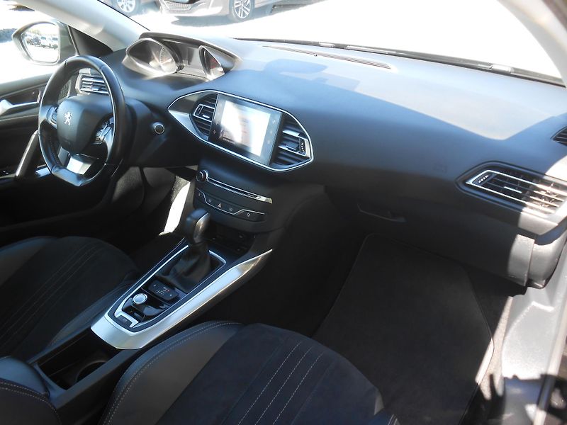 Peugeot 308 , FULL LED, KAMERA,NAVI - fotka 17 z 43