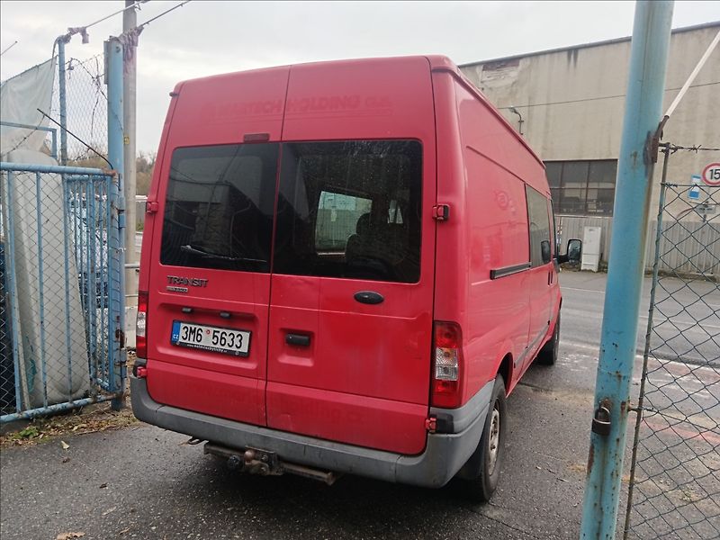 Ford Transit 2,2 TDCi 6míst - fotka 10 z 21