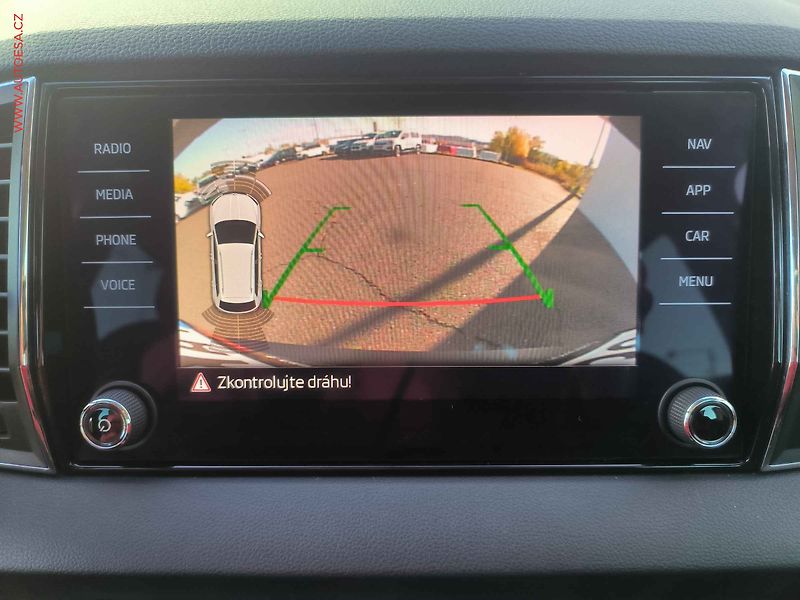 Škoda Karoq (2019) 1.6TDi, 2.maj,ČR, LED, ACC - fotka 15 z 23