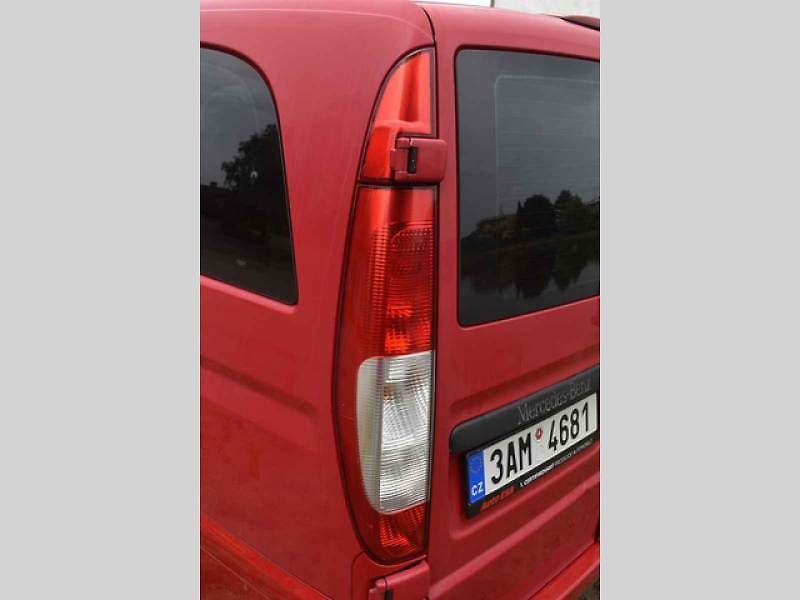 Mercedes Vito druhé generace stále vypadá k světu