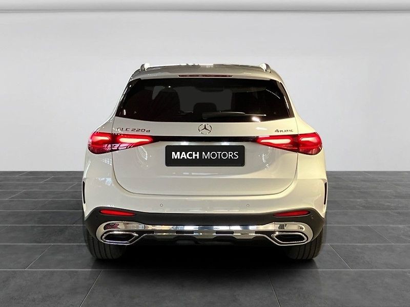 Mercedes-Benz GLC 220d 4Matic, DISTRONIC, - fotka 5 z 9