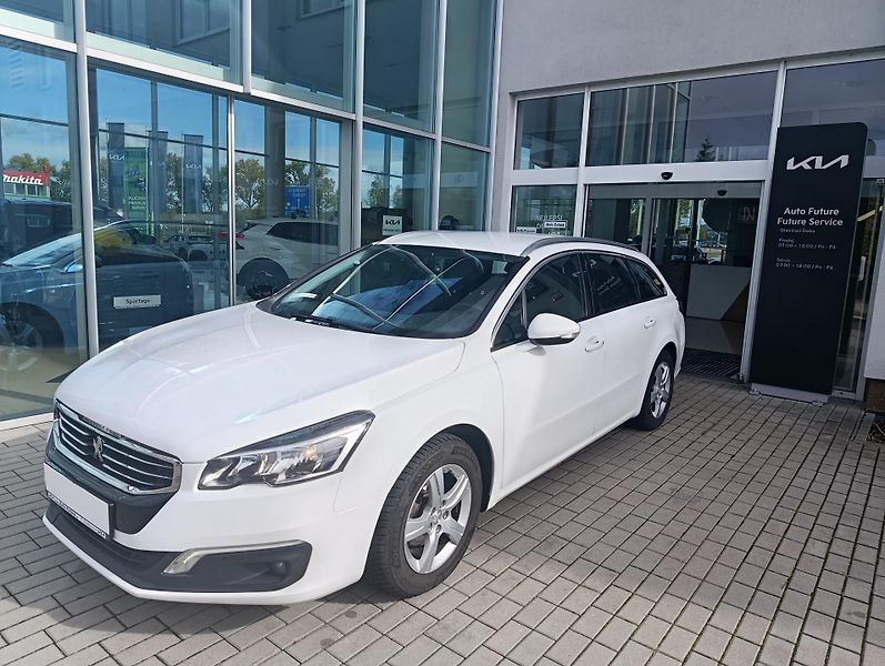 Peugeot 508 (2016) 2. MAJITEL SERVISNÍ KNIHA  - fotografie inzerátu