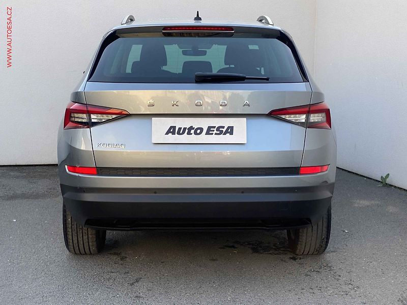 Škoda Kodiaq (2020) 1.5 TSi, Ambition, DSG - fotka 5 z 18