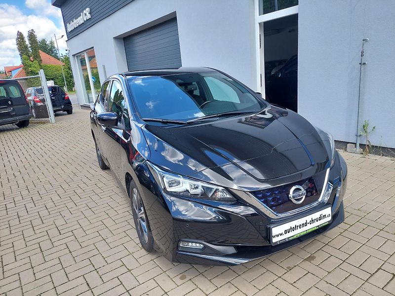 Nissan Leaf (2021) ZE1 N-Connecta  Option-DPH - fotka 3 z 47