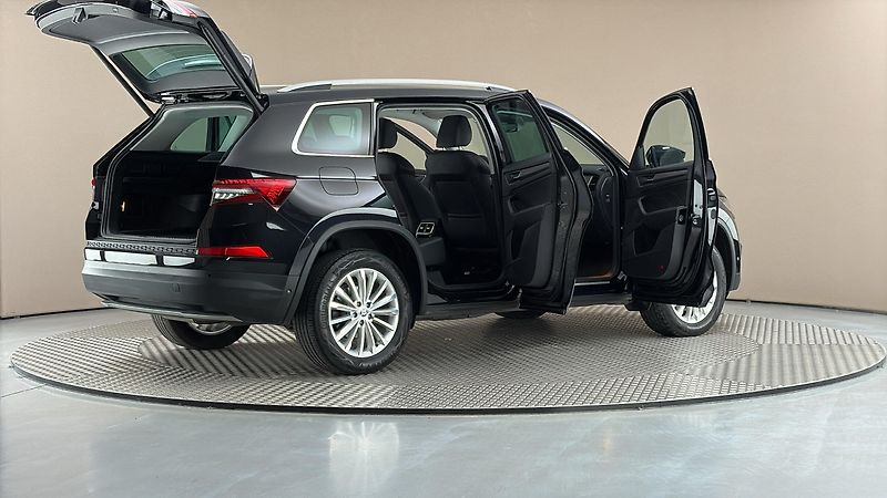 Škoda Kodiaq 2.0 TDI DSG 4x4 Style - fotka 6 z 31