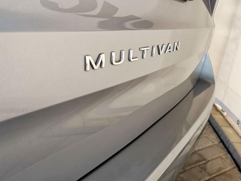 Volkswagen Multivan (2023) LED ACC WEBASTO EL.DVEŘE LANG - fotka 24 z 28