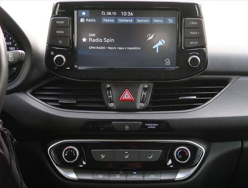 Hyundai i30 (2021) Comfort 1.0 T-GDI, Automat - fotka 12 z 20